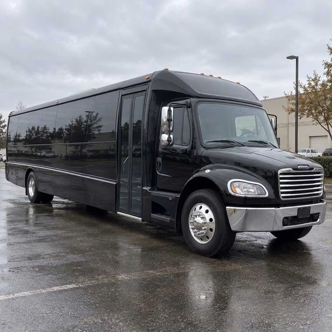 25 passenger minibus