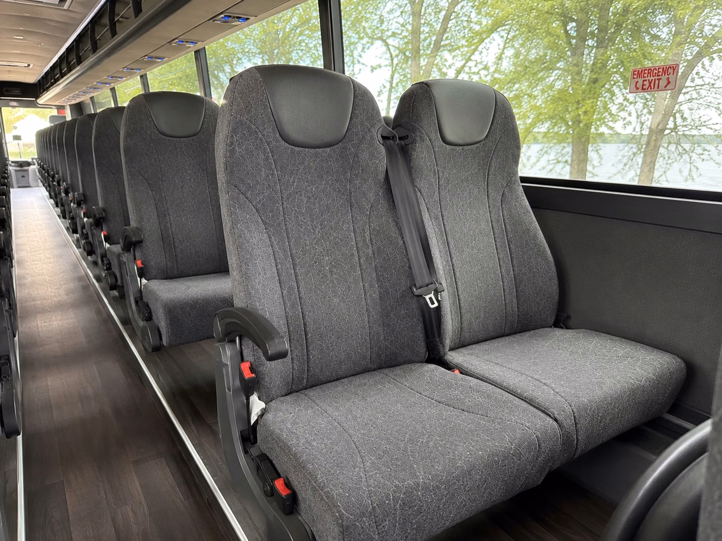 guest shuttle services for nampa weddings at canyon county venues