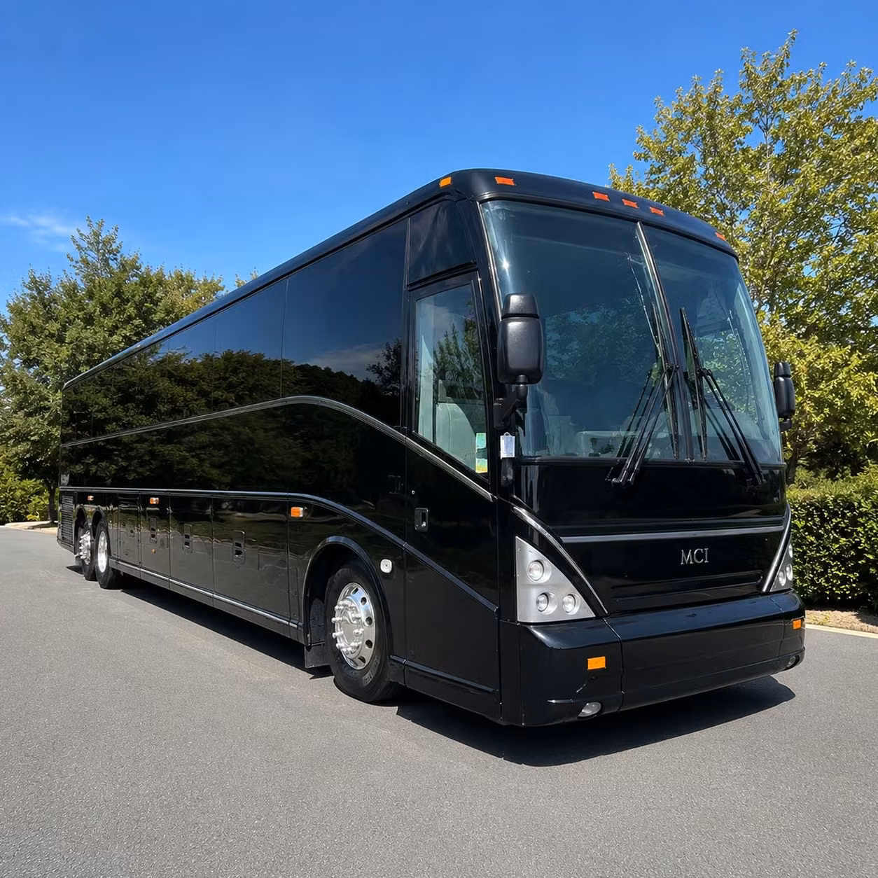 nampa airport shuttle services for executive groups and corporate travel