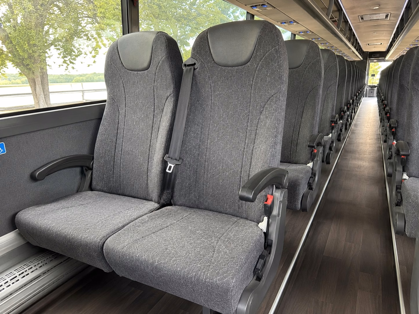 nampa bridal party transportation that runs on your schedule